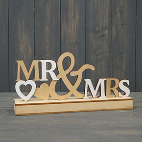 Wooden Mr & Mrs Sign detail page